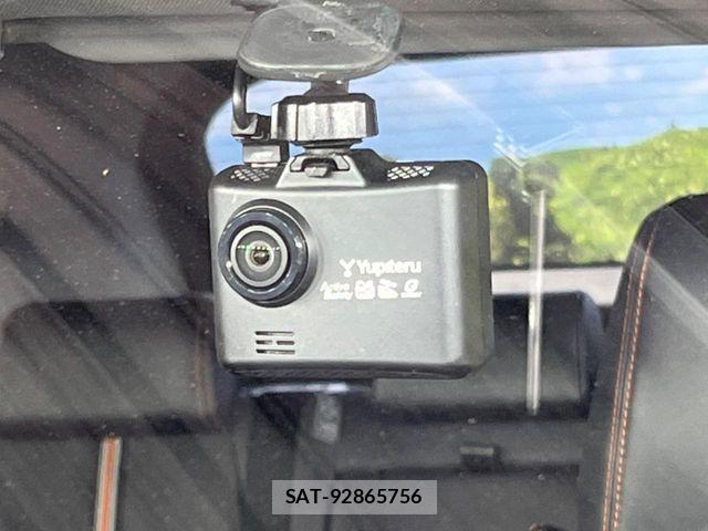 Toyota RAV4 2021-08 8209811-7
