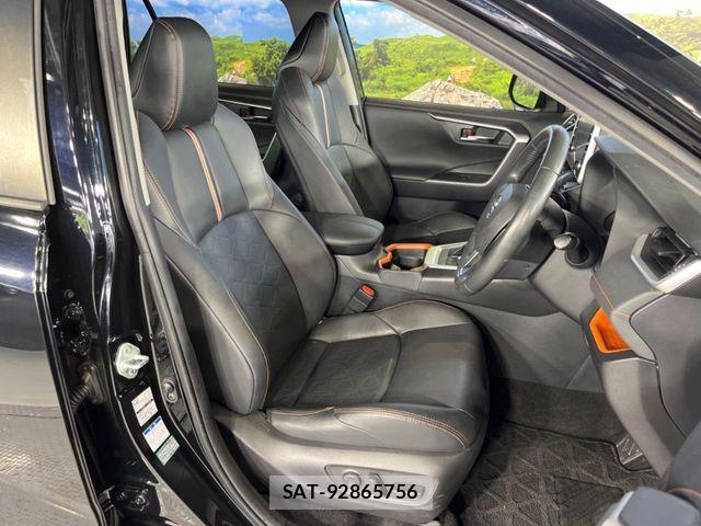 Toyota RAV4 2021-08 8209811-8