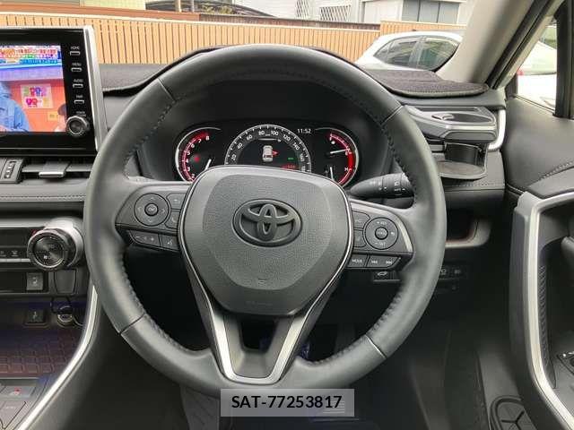 Toyota RAV4 2021-07 8209802-10