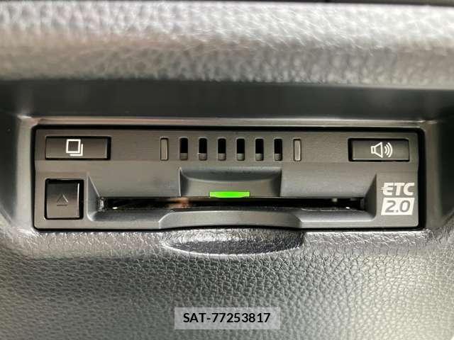 Toyota RAV4 2021-07 8209802-23