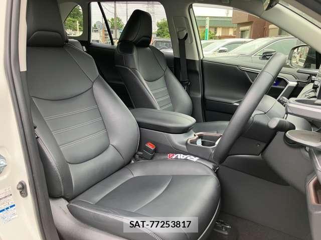 Toyota RAV4 2021-07 8209802-27