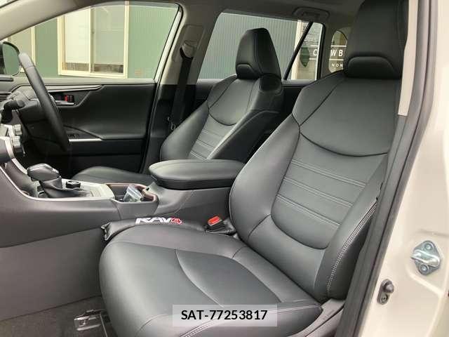 Toyota RAV4 2021-07 8209802-29