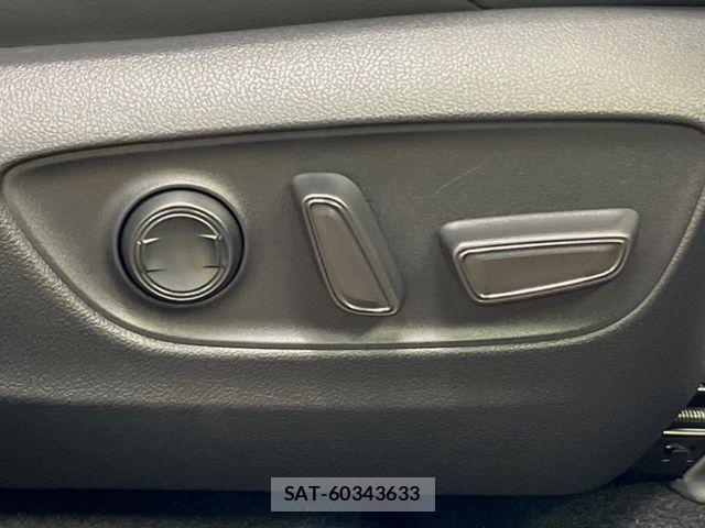 Toyota RAV4 2022-11 8209798-7