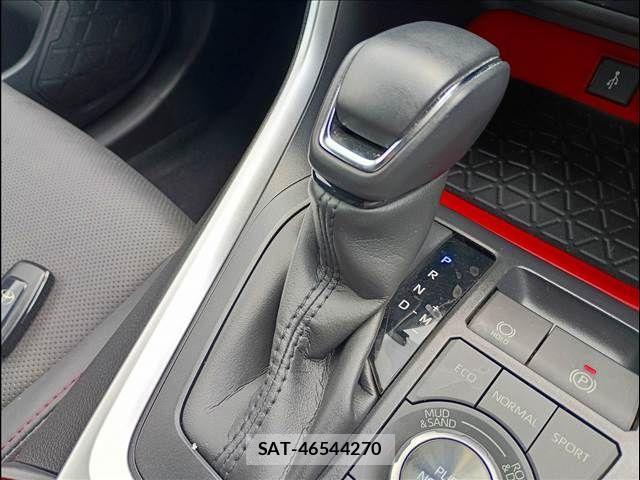 Toyota RAV4 2021-04 8209816-14