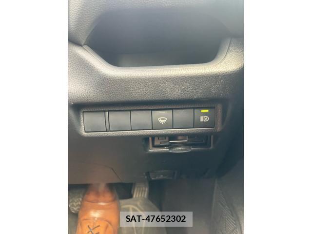 Toyota RAV4 2020-07 8231583-19