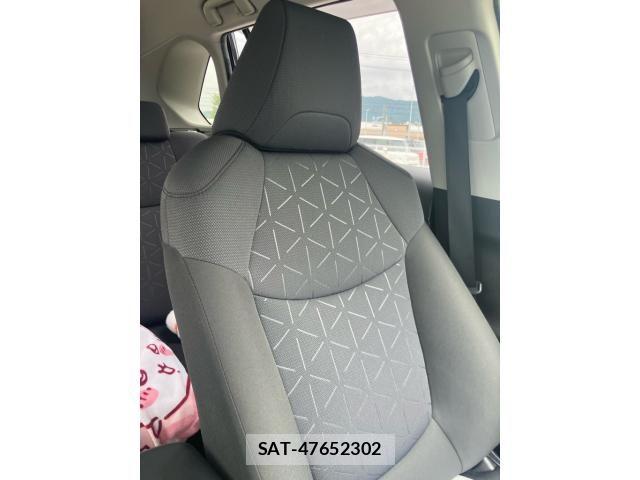 Toyota RAV4 2020-07 8231583-26