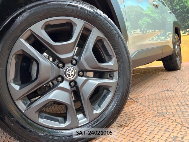 Toyota RAV4 2024-08 8246487-12