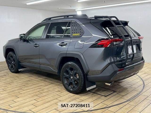 Toyota RAV4 2021-10 8246491-16