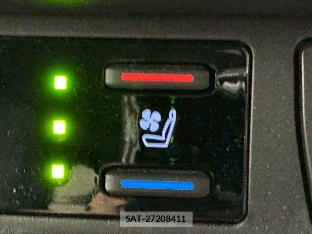 Toyota RAV4 2021-10 8246491-6