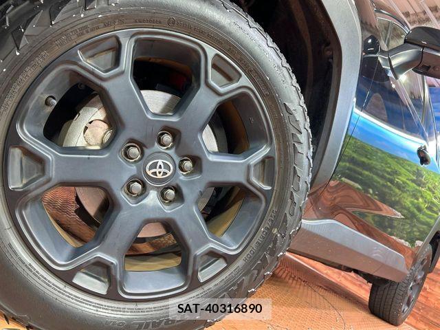 Toyota RAV4 2021-09 8246492-12