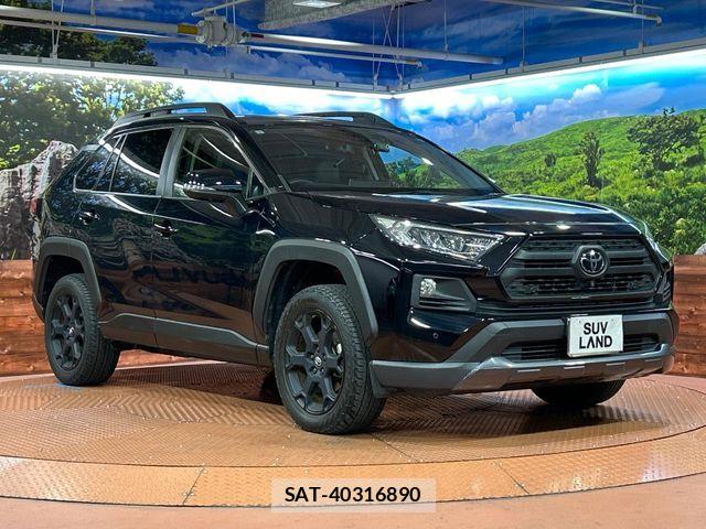 Toyota RAV4 2021-09 8246492-15