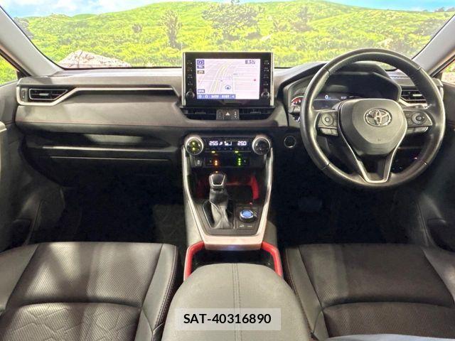 Toyota RAV4 2021-09 8246492-1