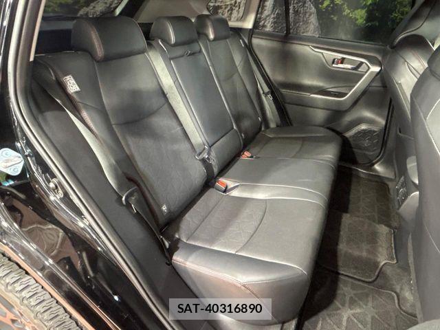 Toyota RAV4 2021-09 8246492-8