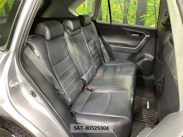 Toyota RAV4 2020-02 8246495-8