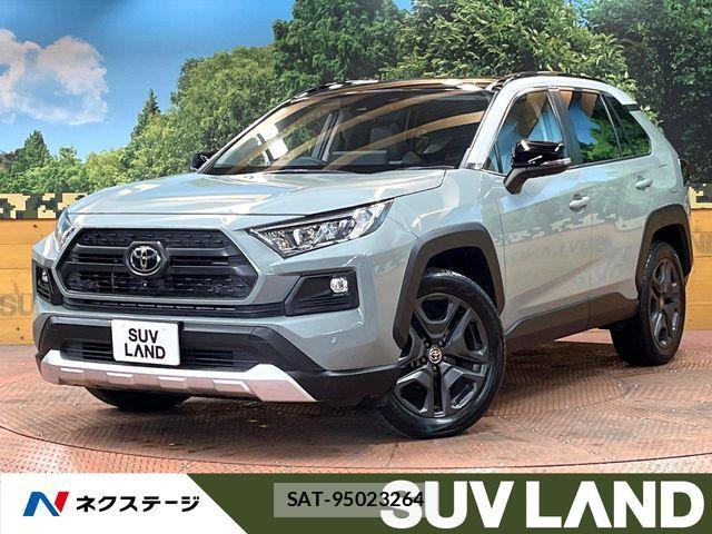 Toyota RAV4 2023-03 8246489-0