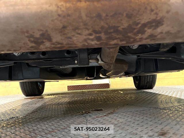 Toyota RAV4 2023-03 8246489-18