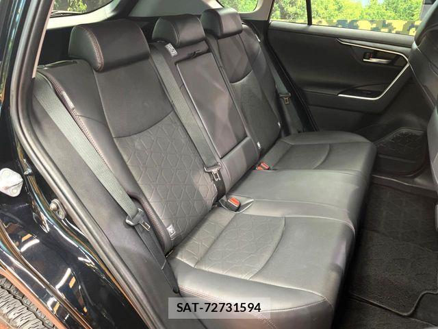 Toyota RAV4 2022-05 8246490-11