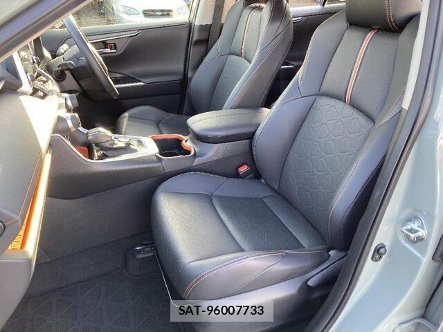 Toyota RAV4 2022-07 8246494-16