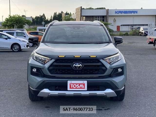 Toyota RAV4 2022-07 8246494-20