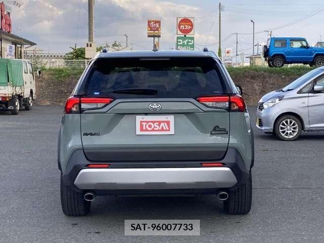 Toyota RAV4 2022-07 8246494-23