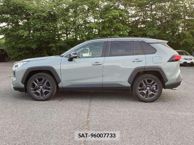 Toyota RAV4 2022-07 8246494-25
