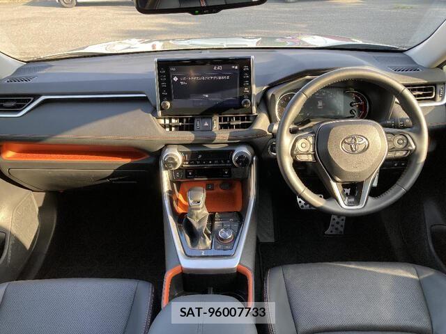 Toyota RAV4 2022-07 8246494-5