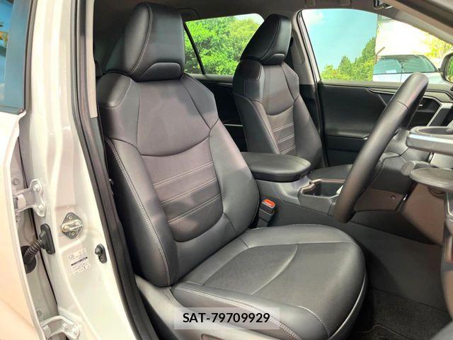 Toyota RAV4 2025-04 8246488-10