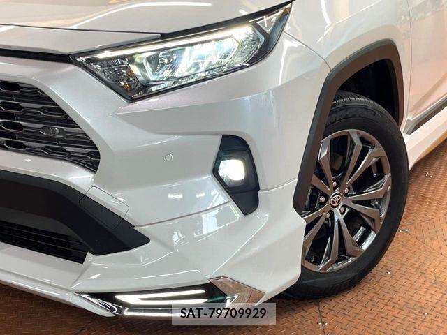 Toyota RAV4 2025-04 8246488-13