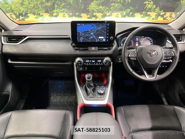 Toyota RAV4 2024-02 8246486-1