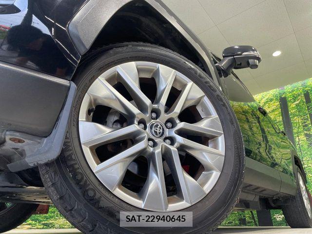 Toyota RAV4 2019-10 8246502-12