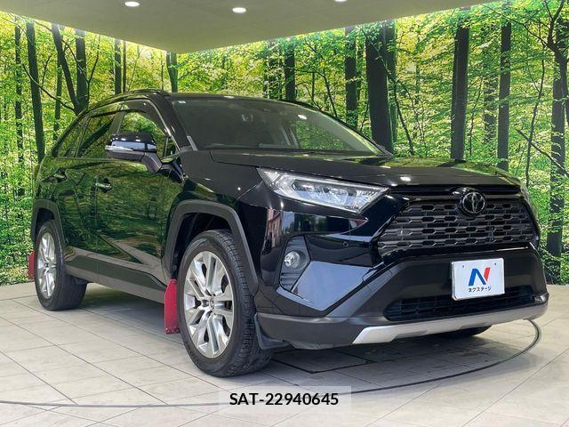 Toyota RAV4 2019-10 8246502-15