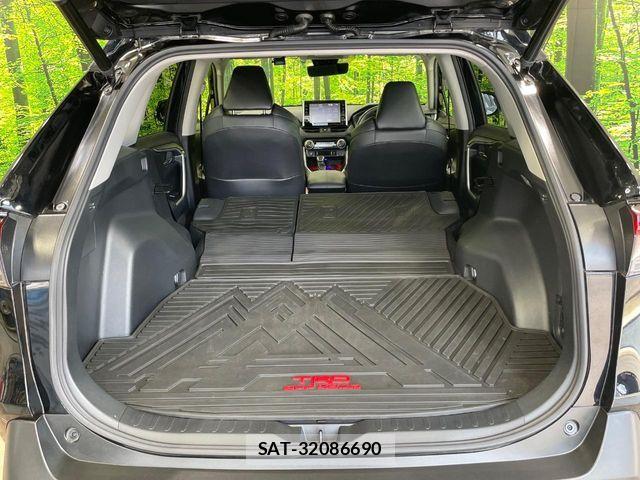 Toyota RAV4 2021-02 8246497-9