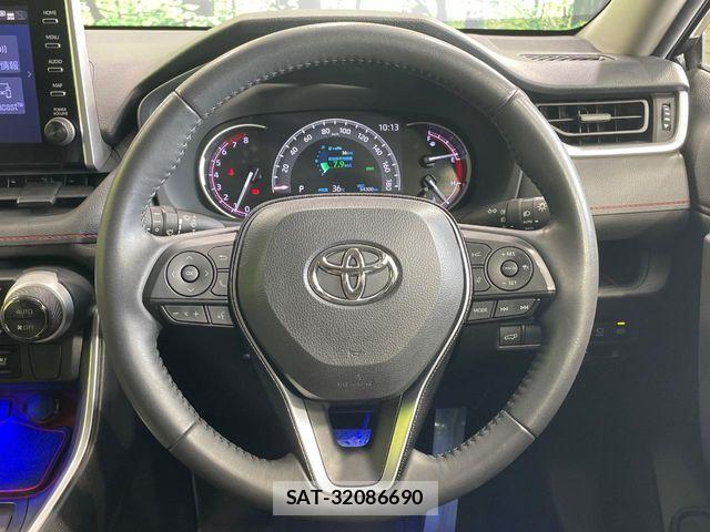 Toyota RAV4 2021-02 8246497-10