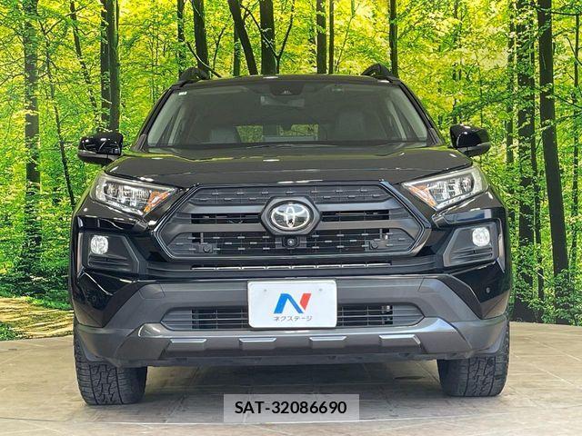 Toyota RAV4 2021-02 8246497-13