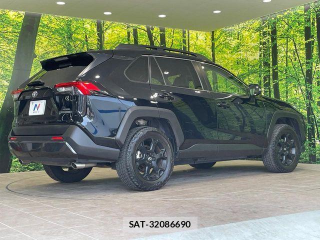 Toyota RAV4 2021-02 8246497-16