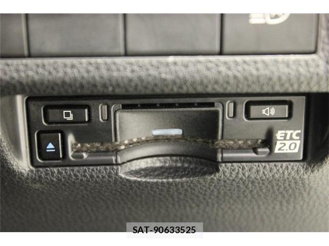Toyota RAV4 2023-07 8246500-3