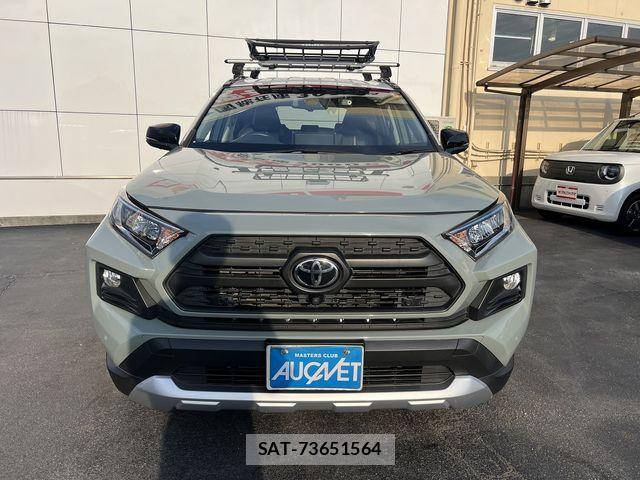 Toyota RAV4 2021-11 8316665-1