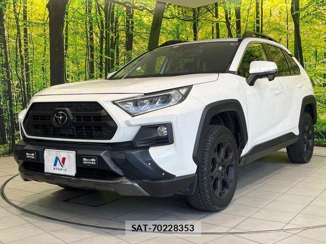 Toyota RAV4 2021-11 8316670-13
