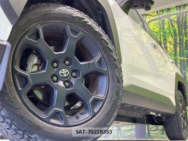 Toyota RAV4 2021-11 8316670-15