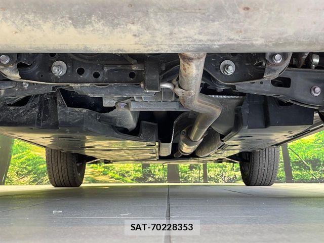 Toyota RAV4 2021-11 8316670-19