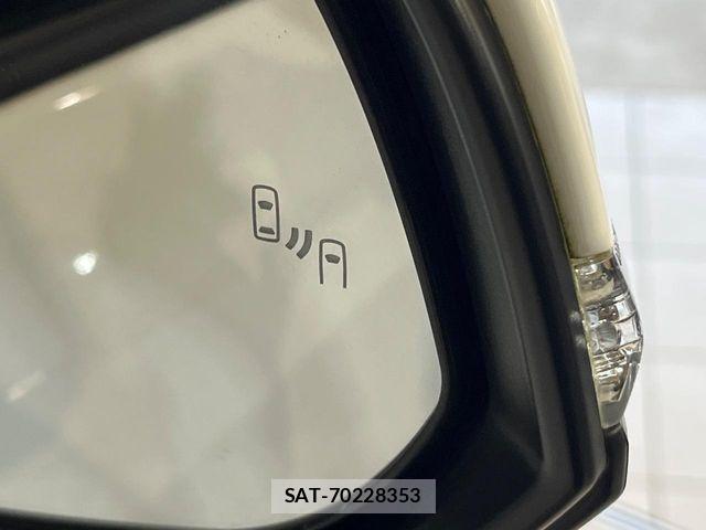 Toyota RAV4 2021-11 8316670-6