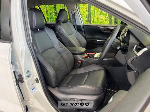 Toyota RAV4 2021-11 8316670-7
