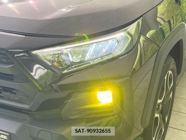 Toyota RAV4 2021-05 8316666-11