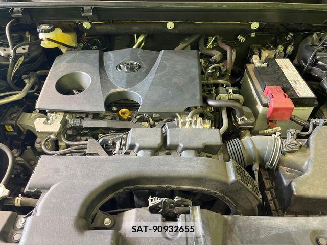 Toyota RAV4 2021-05 8316666-18