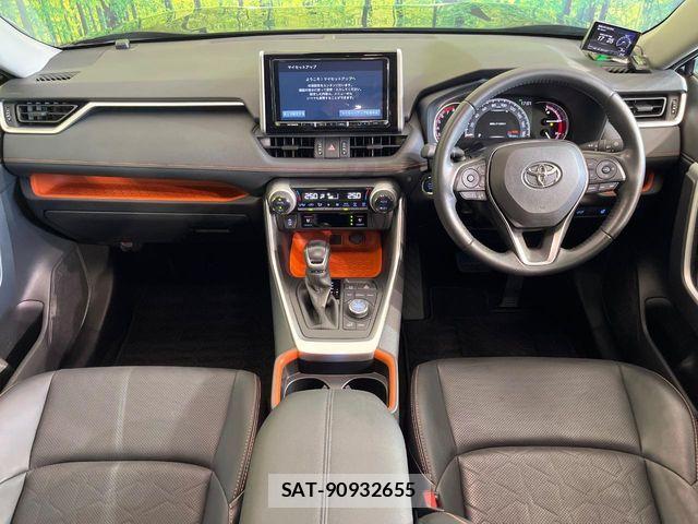 Toyota RAV4 2021-05 8316666-1