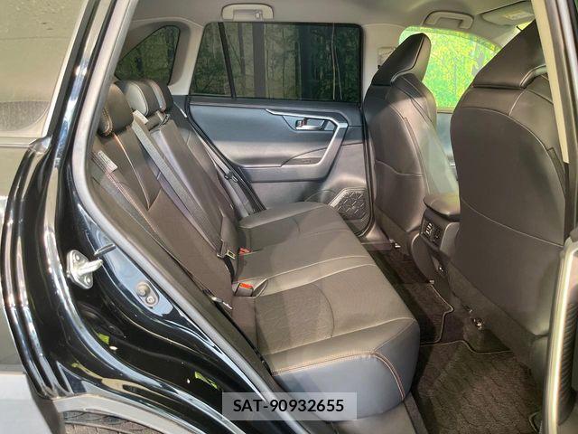 Toyota RAV4 2021-05 8316666-8