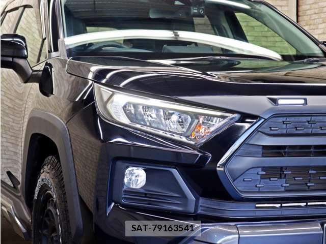 Toyota RAV4 2020-03 8316652-11