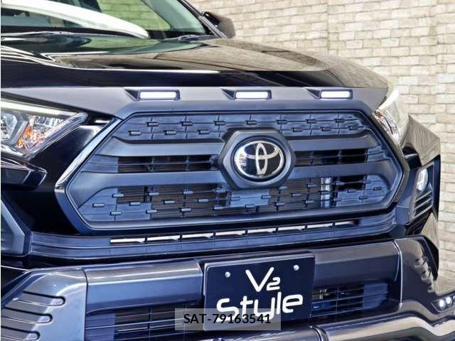 Toyota RAV4 2020-03 8316652-12