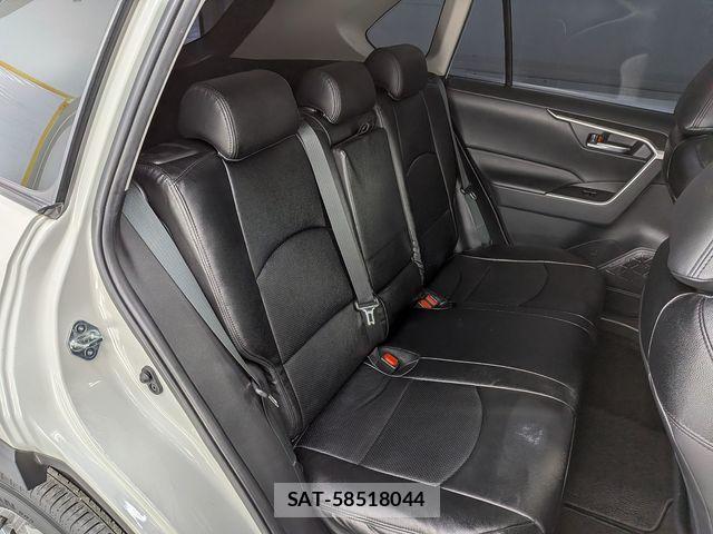 Toyota RAV4 2021-08 8316667-20