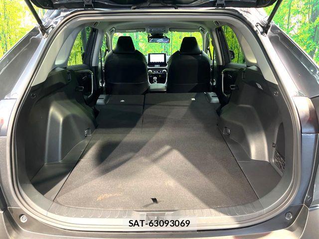 Toyota RAV4 2021-04 8316674-9